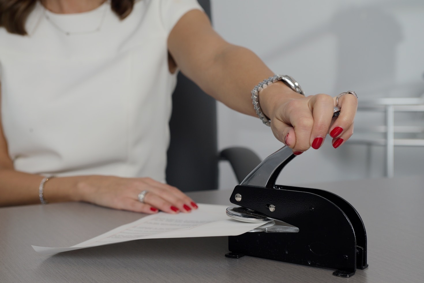 Building Trust Through Tailored Financial Advisory Services